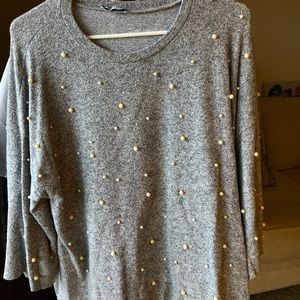 Light grey sweater